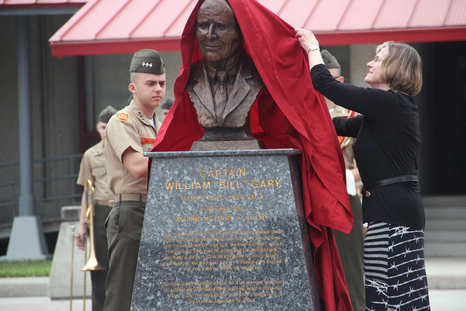 Unveiling Capt Gary Bust